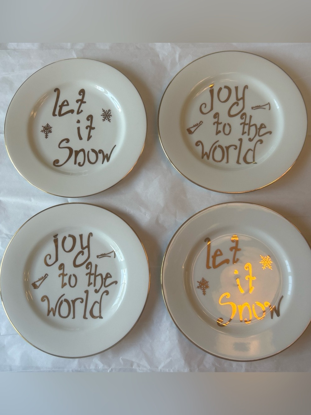 10 Strawberry Street Christmas Song Dessert Plates Set of 4